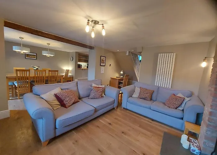 Luxurious 4 Bedroom Cottage In The Yorkshire Dales