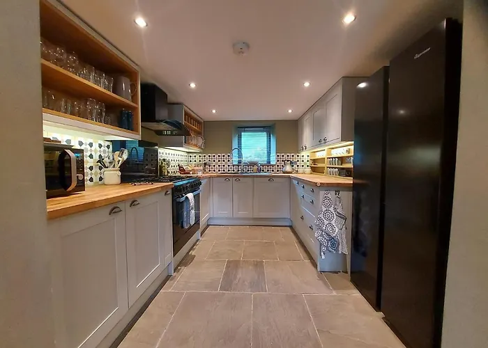 Luxurious 4 Bedroom Cottage In The Yorkshire Dales