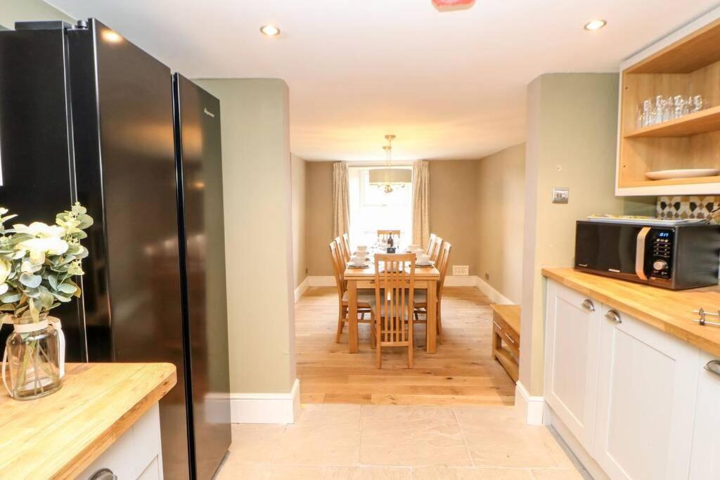 Holiday home Luxurious 4 Bedroom In The Yorkshire Dales *